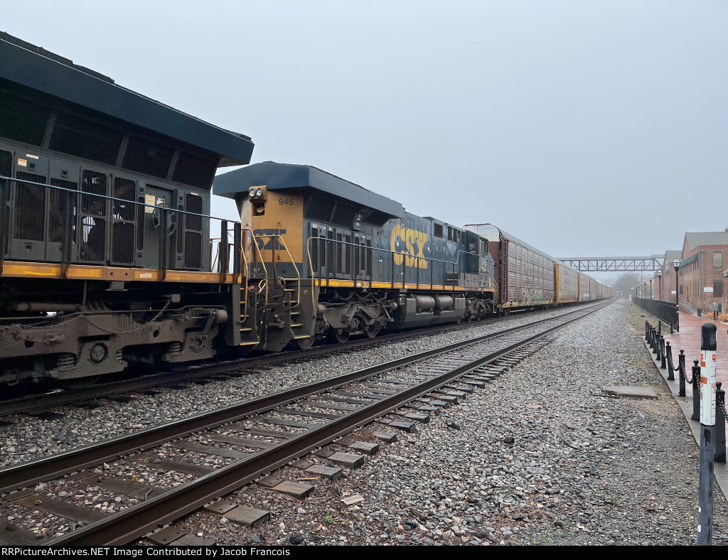 CSX 945